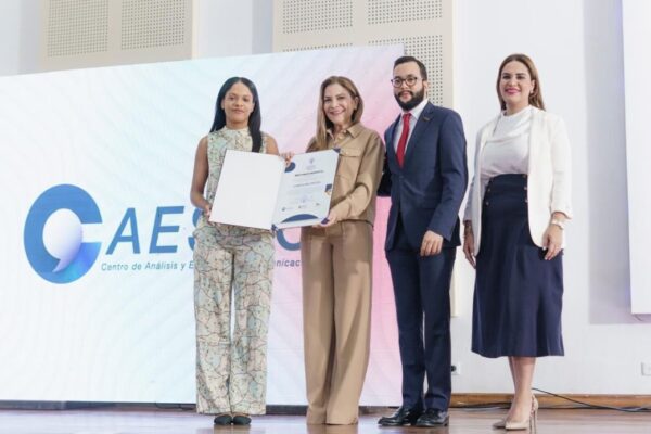 Inicio a Formación Integral de la Municipalidad con la presencia de la alcaldesa Carolina Mejía