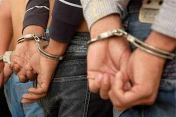 Apresan a seis personas por robo; ocupan drogas y armas ilegales en operativos en Villa Mella